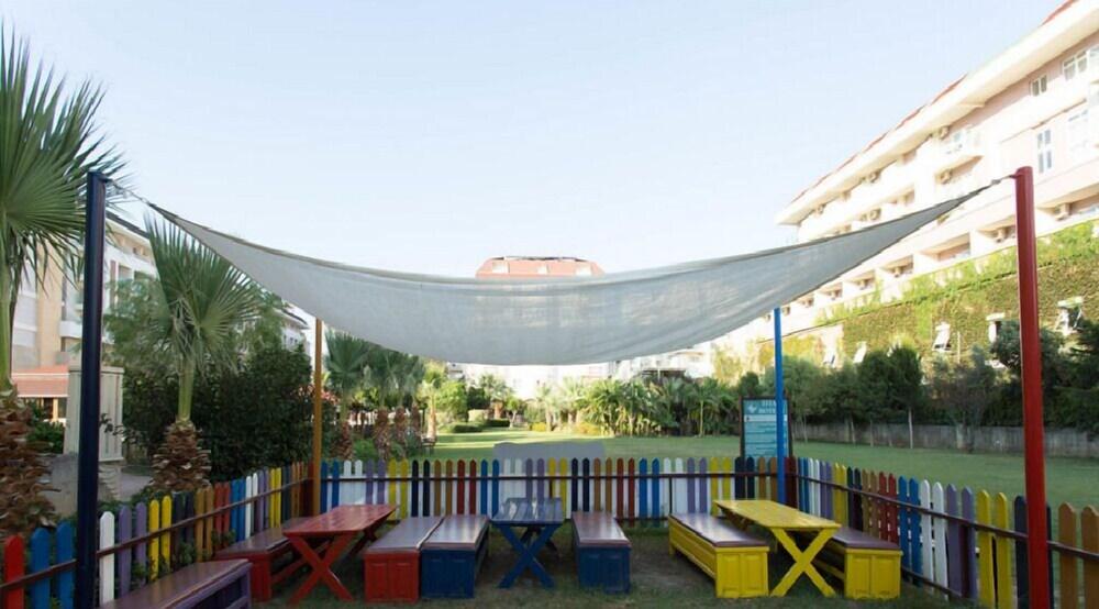 Hotel Titan Garden Ultra All Inclusive Konakli Exterior photo